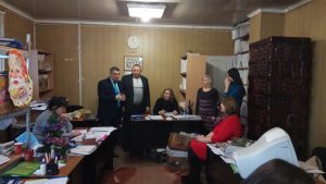 Kretsu zuchtrich 300x169 - Представник Фонду обговорив шляхи зміцнення співпраці з працівниками управління праці та соцзахисту населення