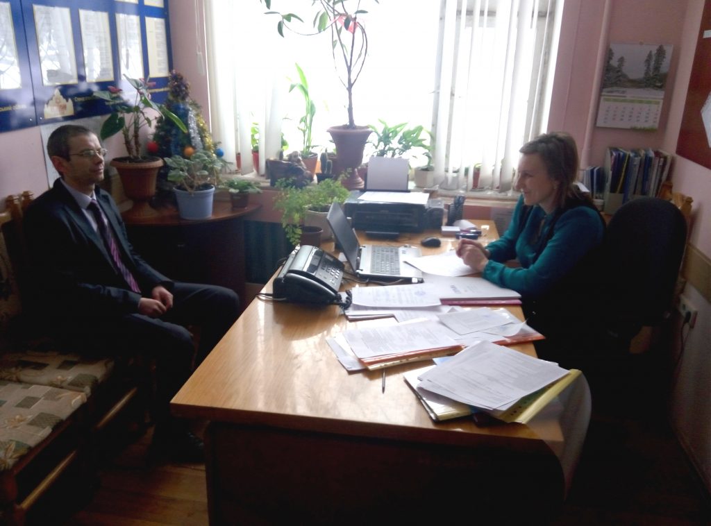 Putyla TSNAP 1024x758 - Представник Фонду розповів про важливі аспекти пенсійного забезпечення працівникам районного ЦНАП