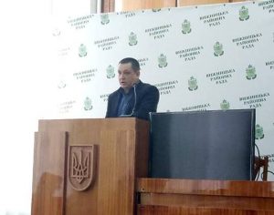 vyzh Kolegiya 1 300x236 - Питання підвищення якості обслуговування громадян  розглянуто на порядку денному колегії Вижницької райдержадміністрації