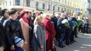 Представники пенсійної служби взяли участь в заходах з відзначення 205-річниці Великого Кобзаря photo 2019 03 11 08 22 39 300x169 - Представники пенсійної служби взяли участь в заходах з відзначення 205-річниці Великого Кобзаря
