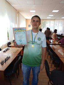 IMG 62d0f70eb512d14cc49207b21dcc85e5 V 225x300 - Пенсійний фонд Хмельниччини пропагує здоровий спосіб життя