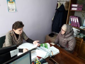 20190321 110048 300x225 - Про перерахунок пенсій та субсидію фахівці Пенсійного фонду області інформували мешканців краю під час виїзних днів та на віддалених робочих місцях