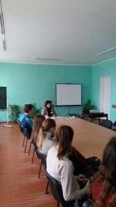 q1327021.007 169x300 - В учбових закладах Хмельниччини триває знайомство з пенсійним законодавством України