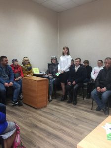 IMG 1473 225x300 - Роз’яснювальна робота про новації в пенсійному законодавстві відбулась у центрах зайнятості Хмельниччини