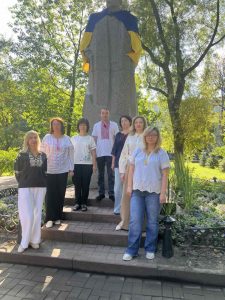 Незалежність, вишита любов’ю IMG fa8ccc8f3fbde05260c6d26684e3c713 V 225x300 - Незалежність, вишита любов’ю